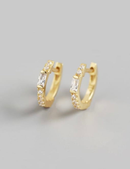 E V A Dainty Stone Set Huggies