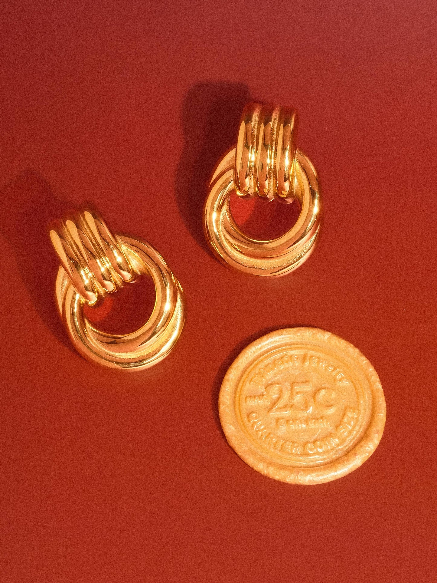 Anna Classic Hoop Earring: Yellow Gold