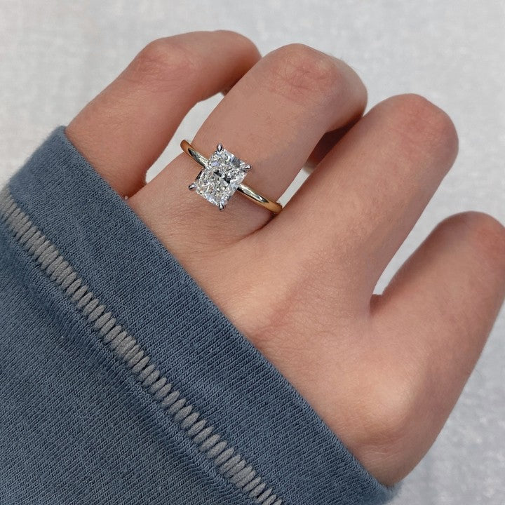1.50 ct Radiant-Cut Diamond Solitaire Engagement Ring