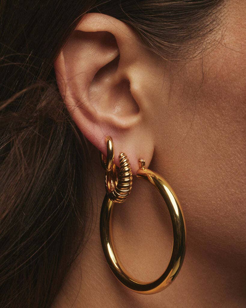 Amalfi Tube Hoops: Gold